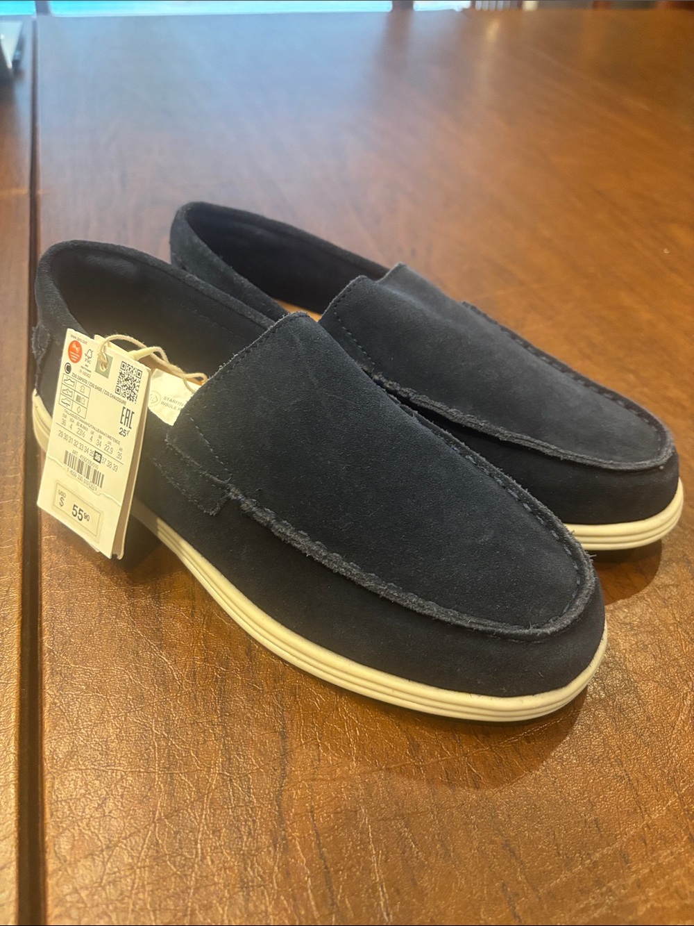 Brand new with tags Zara boys Navy Suede Slip-On Loafers - Casual Comfort size 4